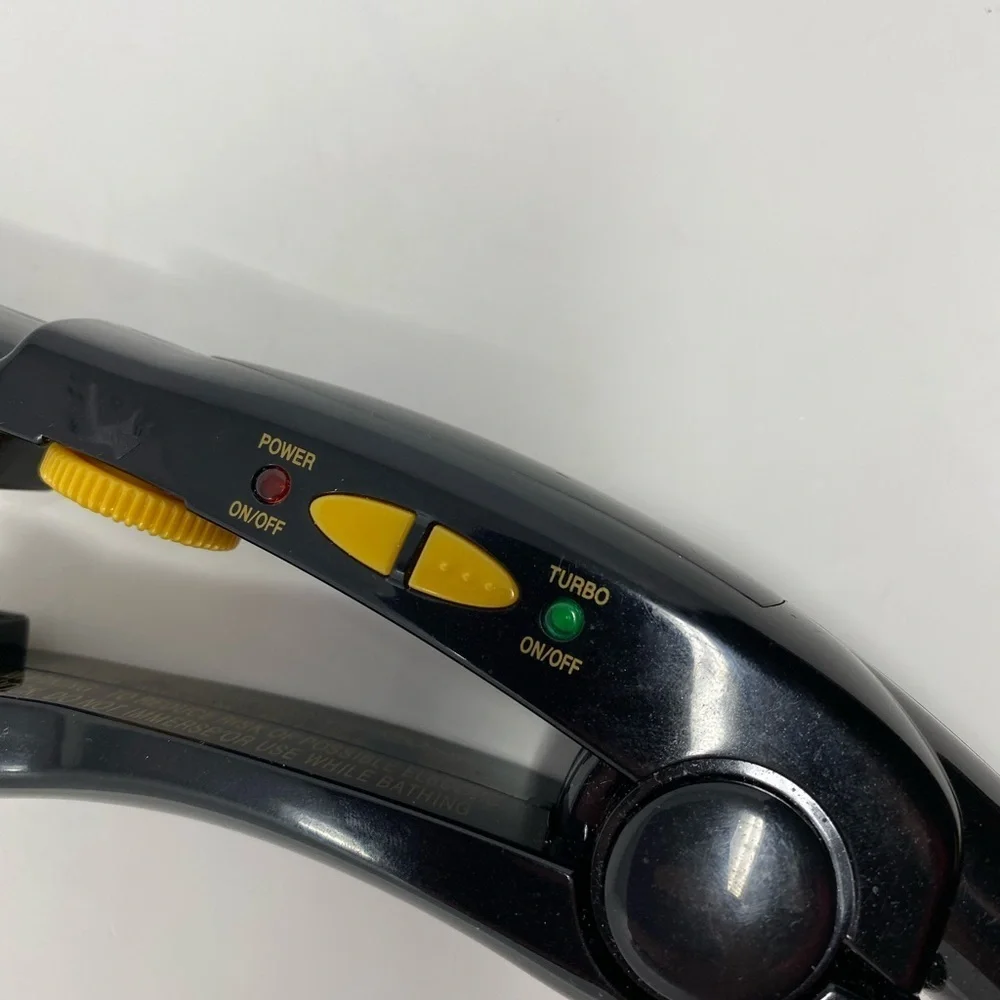 Conair Ceramic Hair Straightener